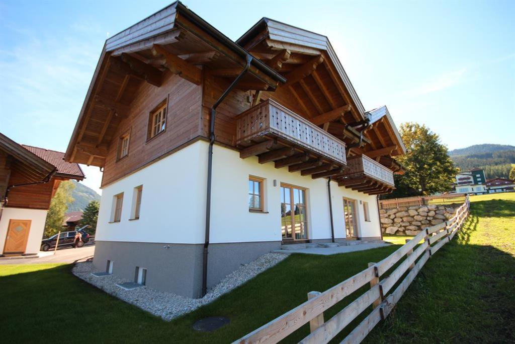 Ski In/Ski Out Chalets Tauernlodge By Schladming-Appartements Exterior photo