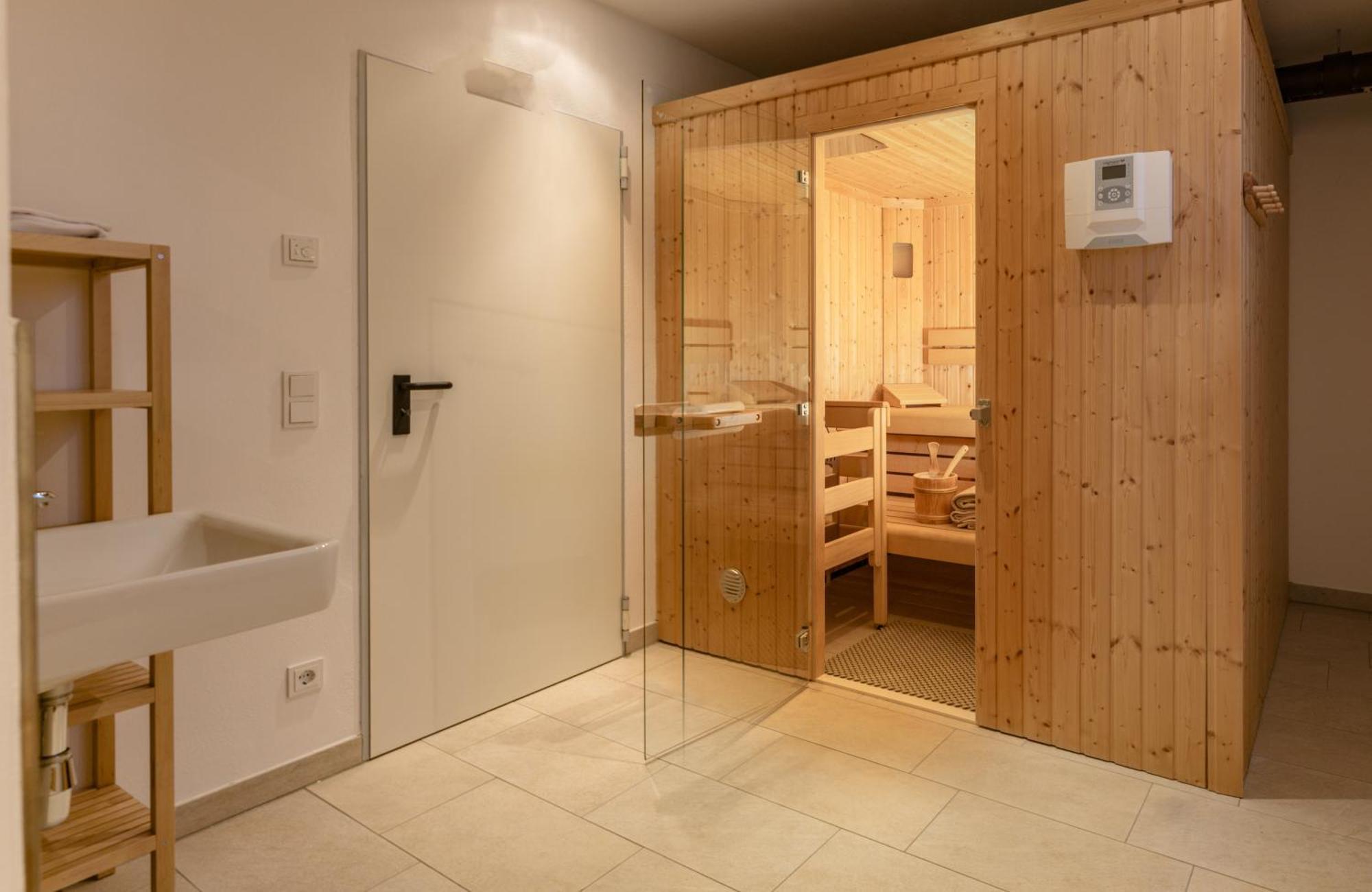 Ski In/Ski Out Chalets Tauernlodge By Schladming-Appartements Room photo