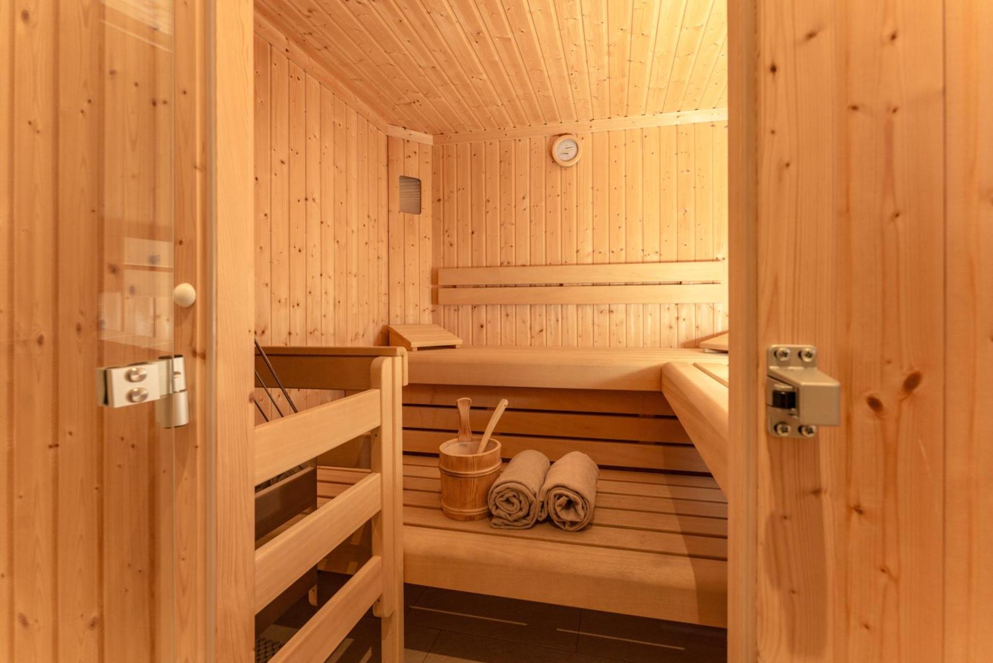 Ski In/Ski Out Chalets Tauernlodge By Schladming-Appartements Room photo