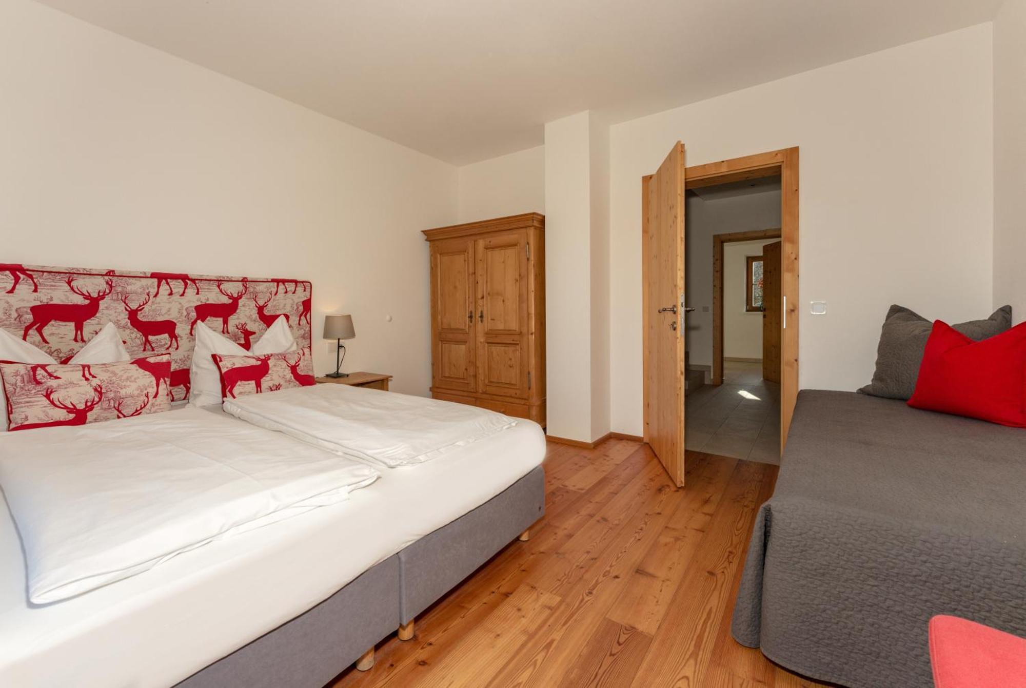 Ski In/Ski Out Chalets Tauernlodge By Schladming-Appartements Room photo